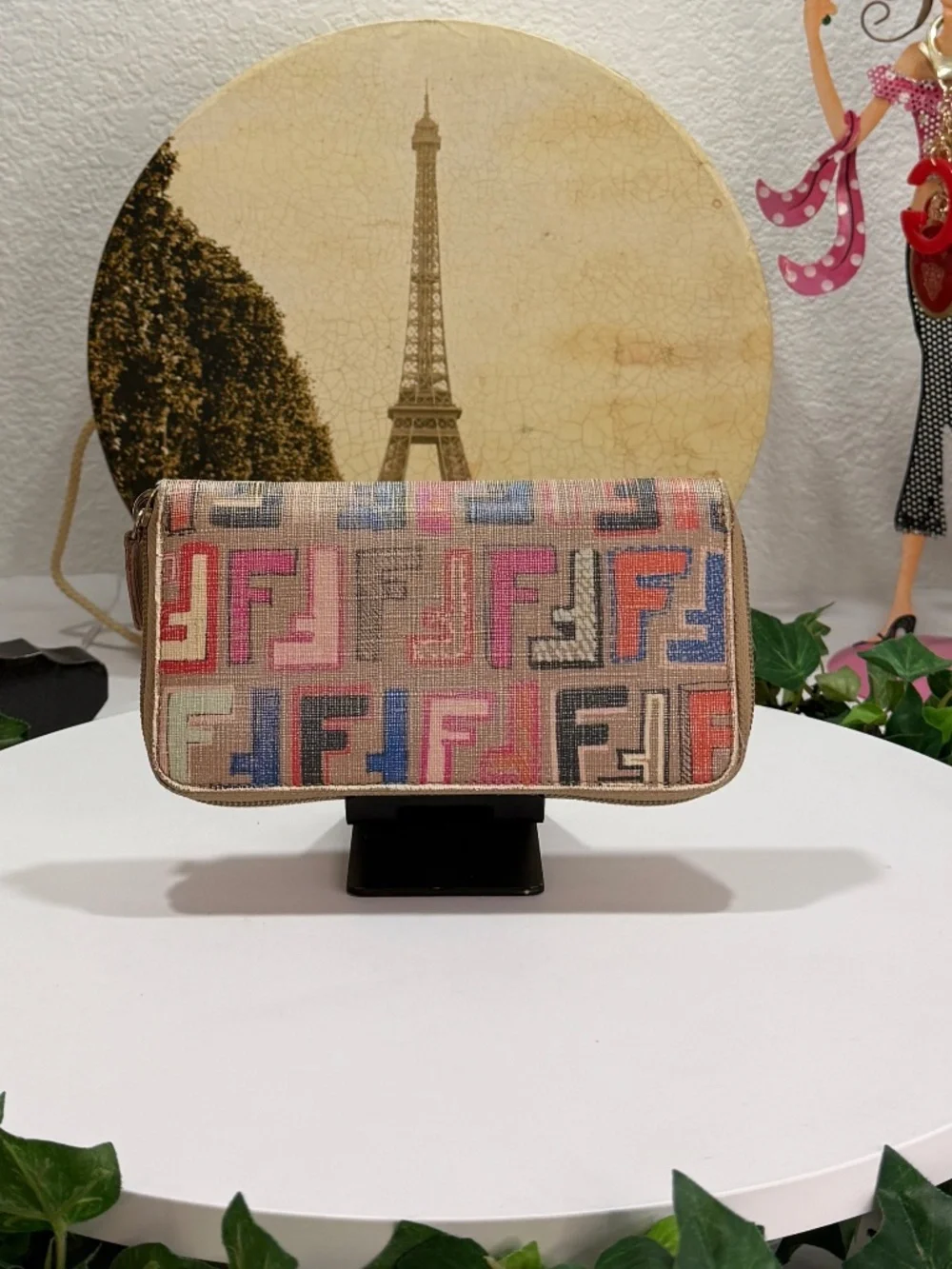 ALLURING FENDI FF LIMITED EDITION ZUCCA MULTI-COLOR ZIP AROUND WALLET!
